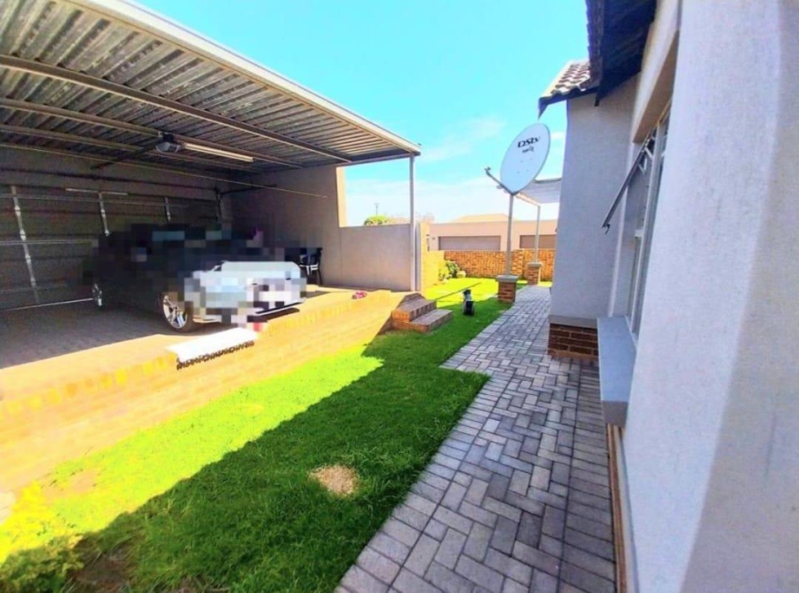3 Bedroom Property for Sale in Dixon A H Mpumalanga