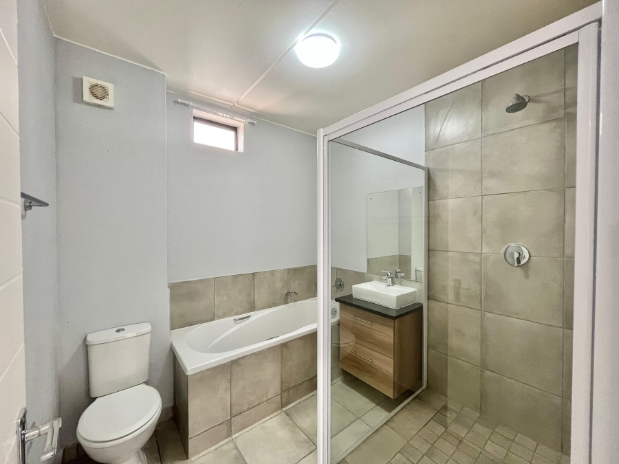 2 Bedroom Property for Sale in West Acres Mpumalanga