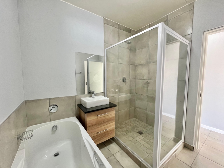 2 Bedroom Property for Sale in West Acres Mpumalanga