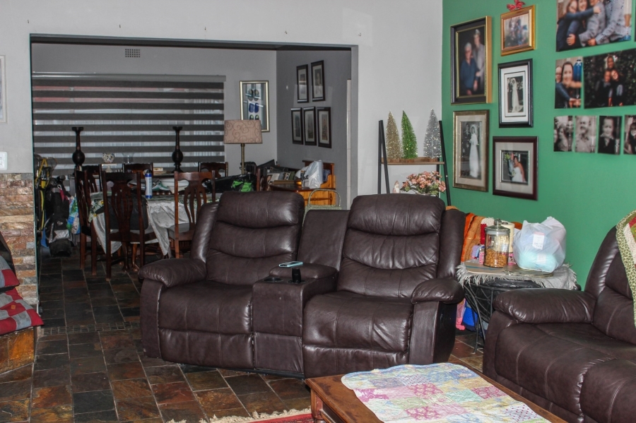 4 Bedroom Property for Sale in Gholfsig Mpumalanga