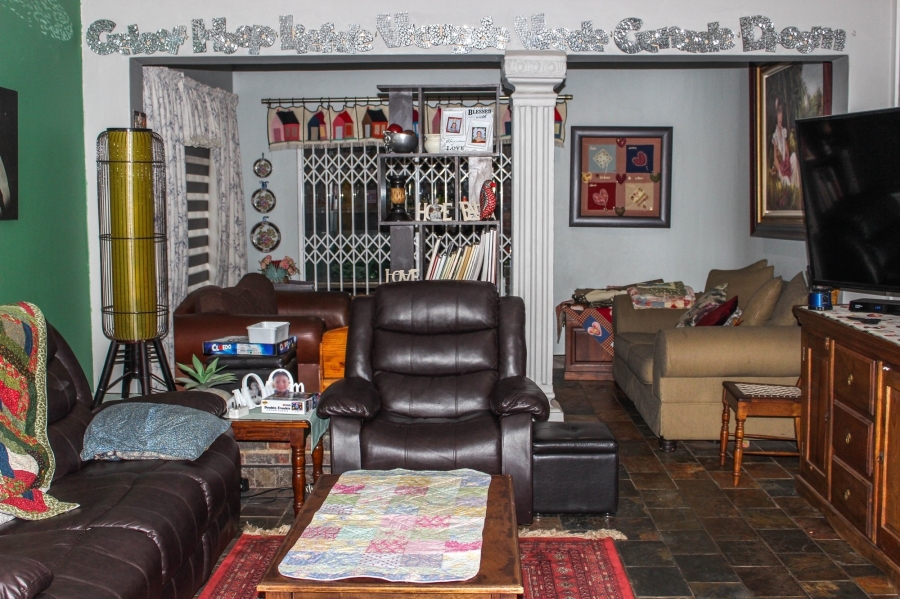 4 Bedroom Property for Sale in Gholfsig Mpumalanga