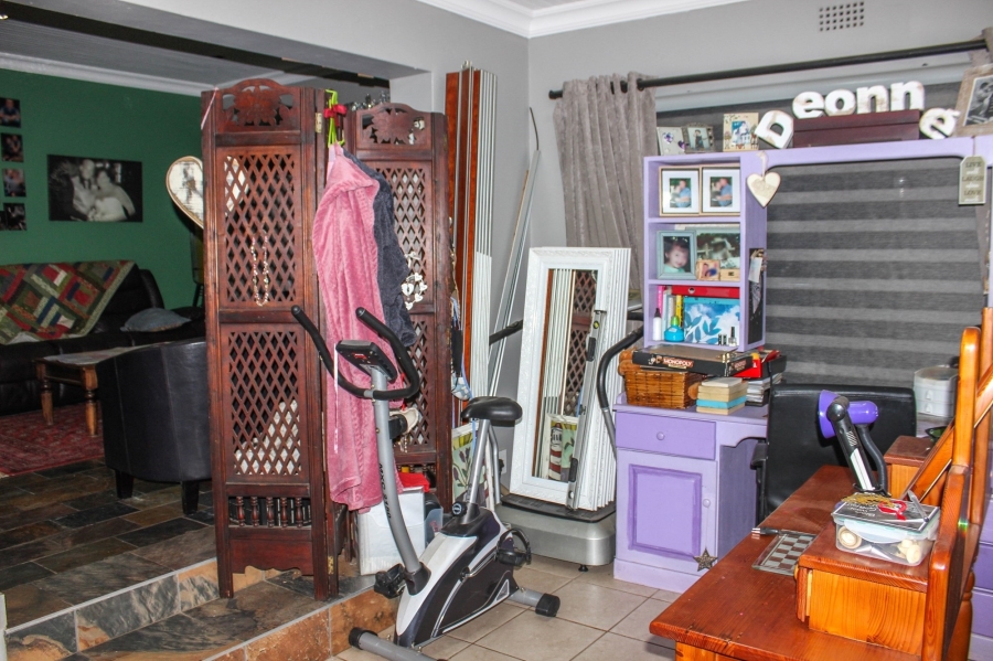 4 Bedroom Property for Sale in Gholfsig Mpumalanga