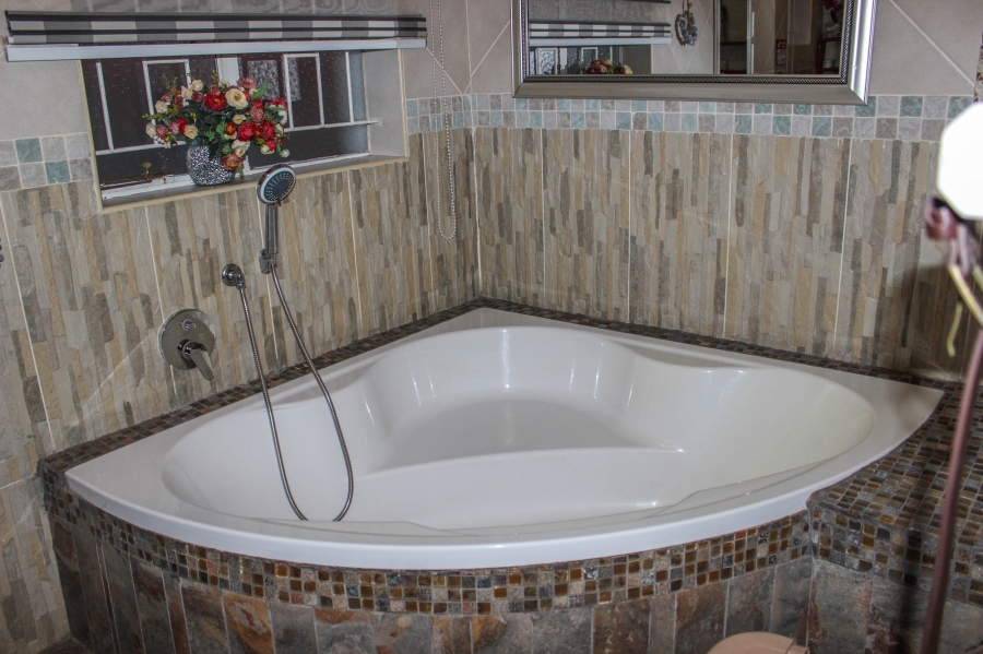 4 Bedroom Property for Sale in Gholfsig Mpumalanga