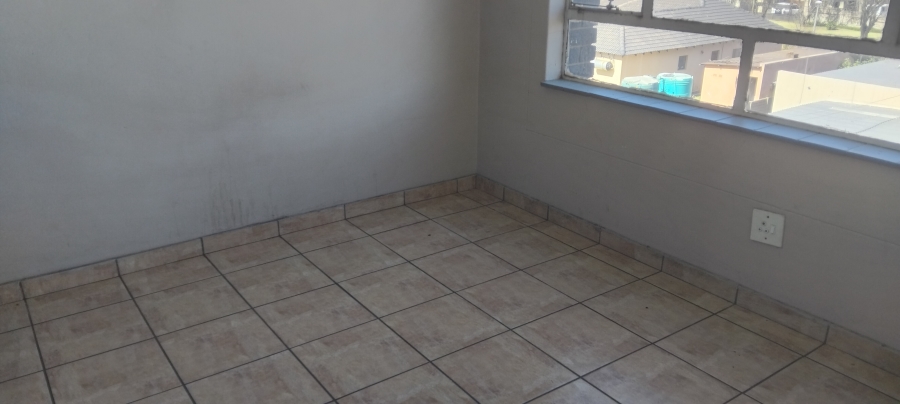 2 Bedroom Property for Sale in Witbank Ext 5 Mpumalanga