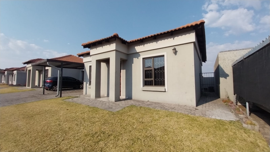To Let 3 Bedroom Property for Rent in Terra Nova Mpumalanga