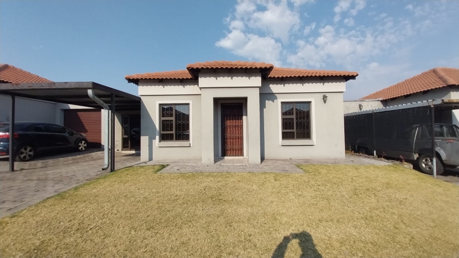 To Let 3 Bedroom Property for Rent in Terra Nova Mpumalanga
