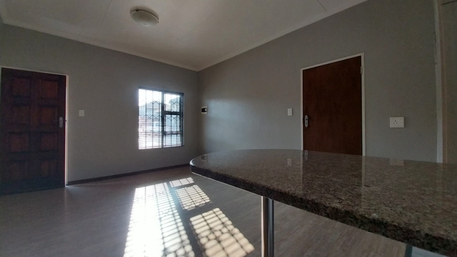To Let 3 Bedroom Property for Rent in Terra Nova Mpumalanga