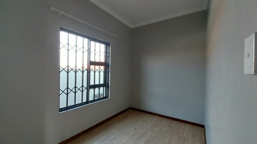 To Let 3 Bedroom Property for Rent in Terra Nova Mpumalanga