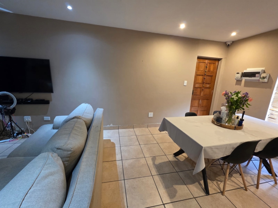 2 Bedroom Property for Sale in Reyno Ridge Mpumalanga
