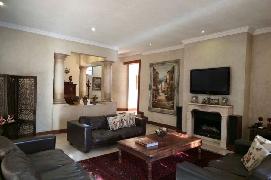 4 Bedroom Property for Sale in Aerorand Mpumalanga