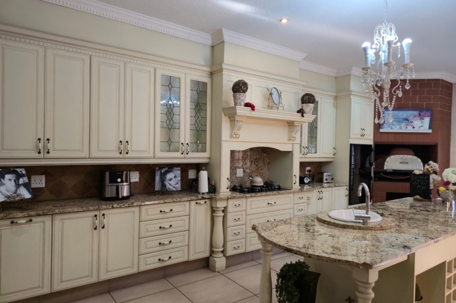 4 Bedroom Property for Sale in Aerorand Mpumalanga