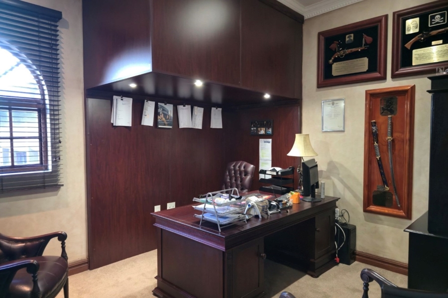 4 Bedroom Property for Sale in Aerorand Mpumalanga
