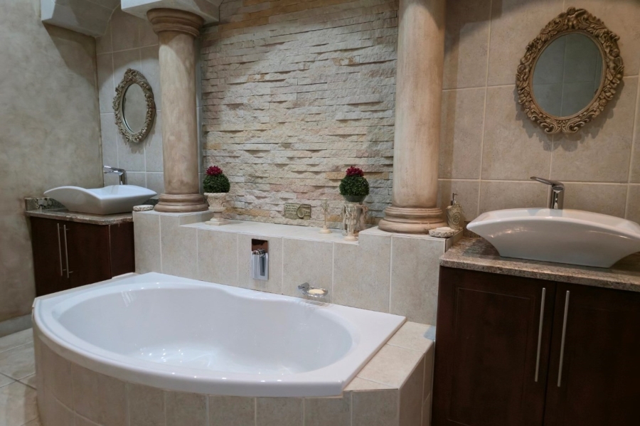 4 Bedroom Property for Sale in Aerorand Mpumalanga