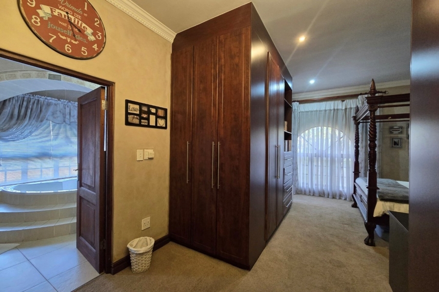 4 Bedroom Property for Sale in Aerorand Mpumalanga