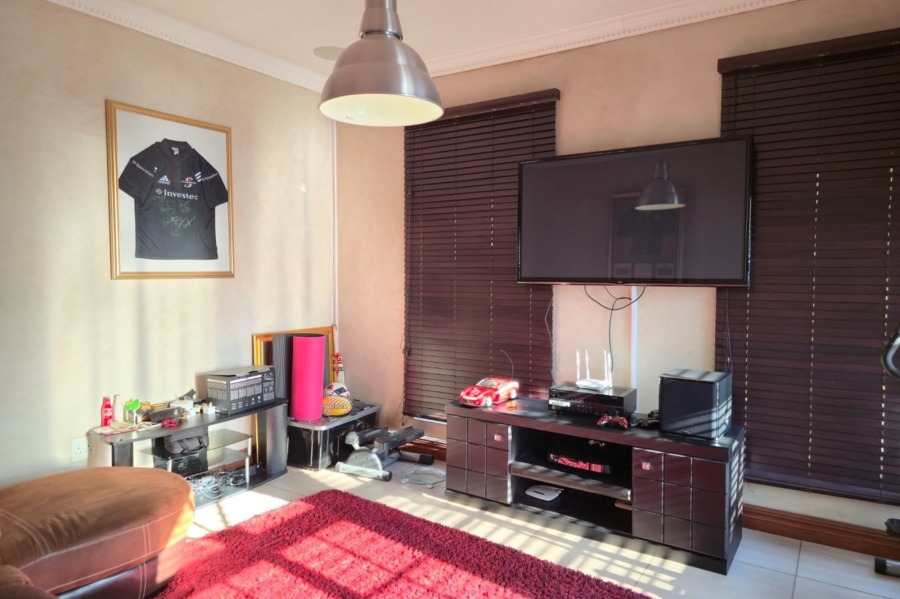 4 Bedroom Property for Sale in Aerorand Mpumalanga