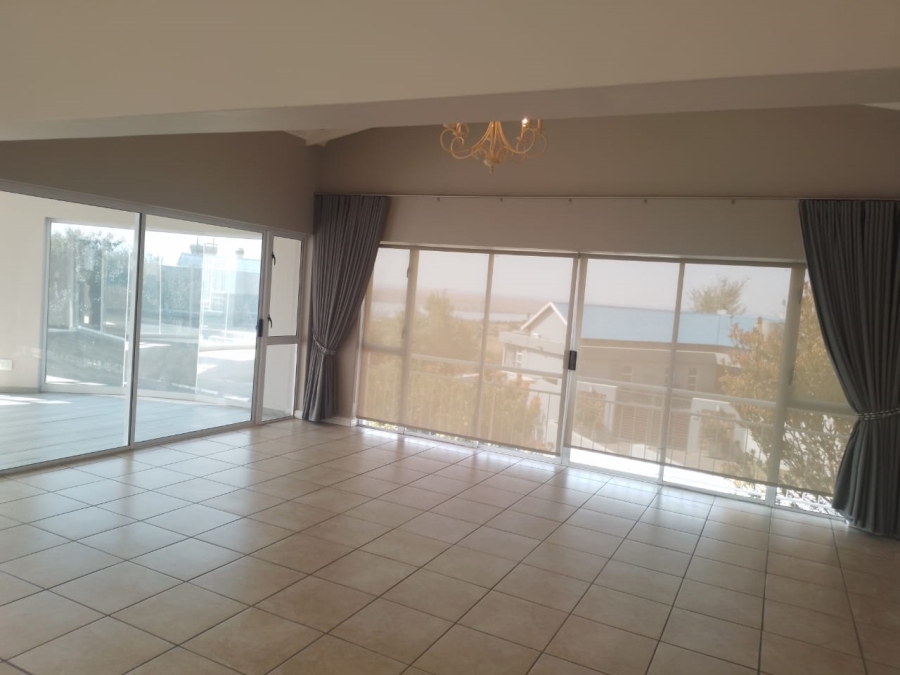 4 Bedroom Property for Sale in Bankenveld Mpumalanga