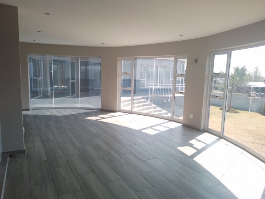 4 Bedroom Property for Sale in Bankenveld Mpumalanga