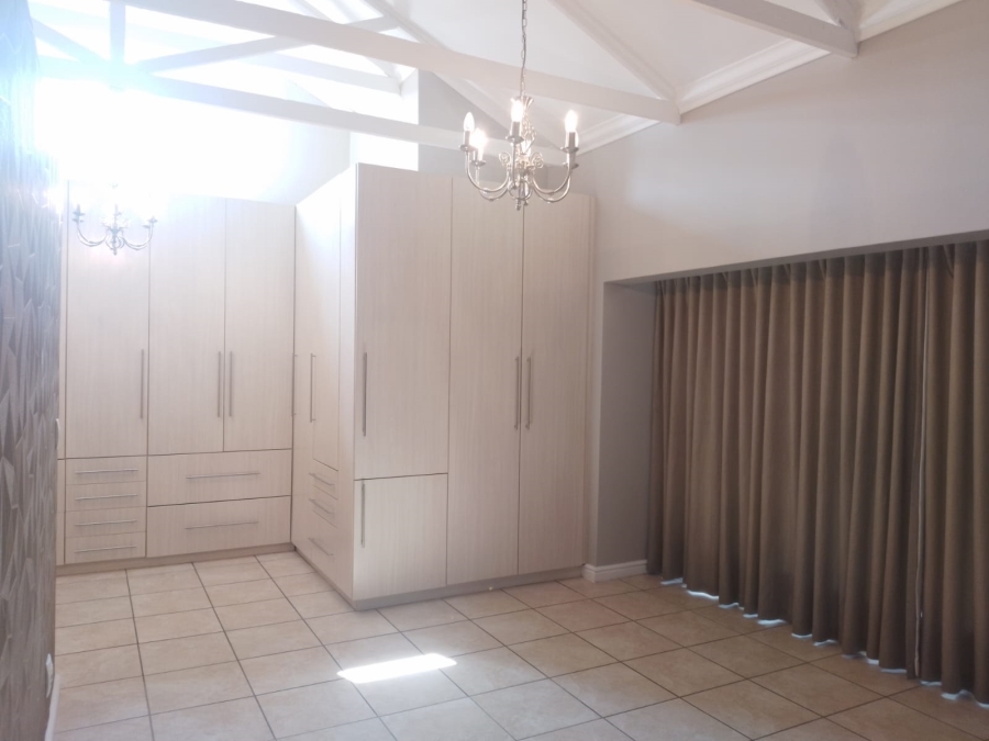 4 Bedroom Property for Sale in Bankenveld Mpumalanga