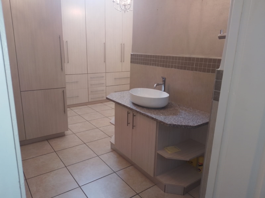 4 Bedroom Property for Sale in Bankenveld Mpumalanga