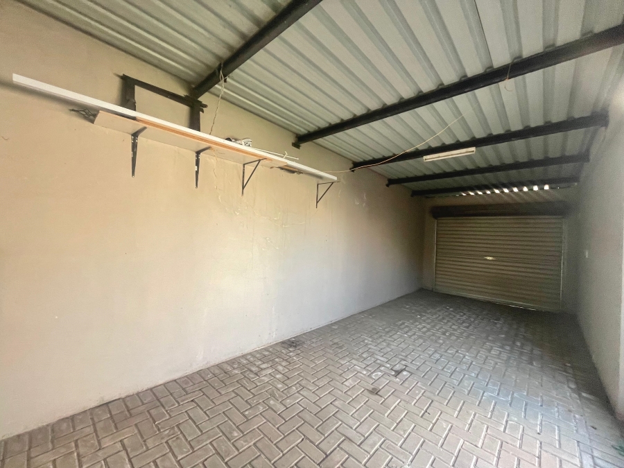 2 Bedroom Property for Sale in Terra Nova Mpumalanga