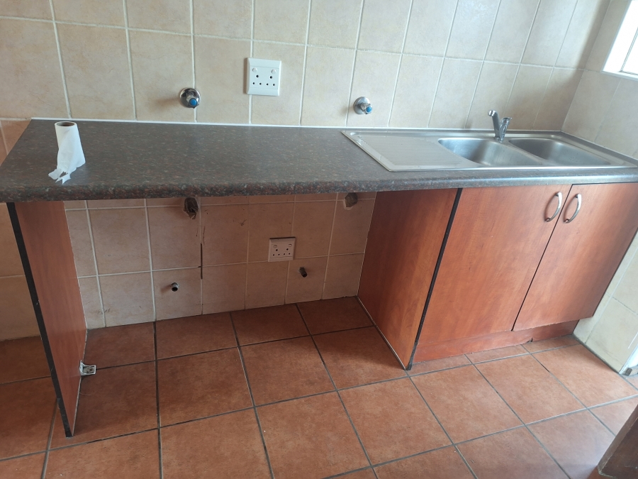 To Let 2 Bedroom Property for Rent in Reyno Ridge Mpumalanga