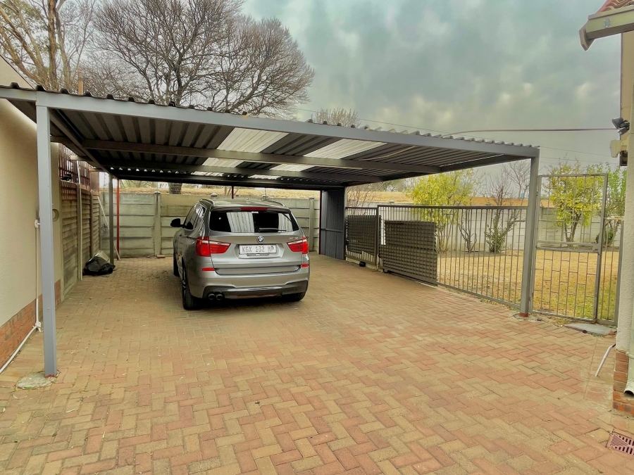 4 Bedroom Property for Sale in Secunda Mpumalanga