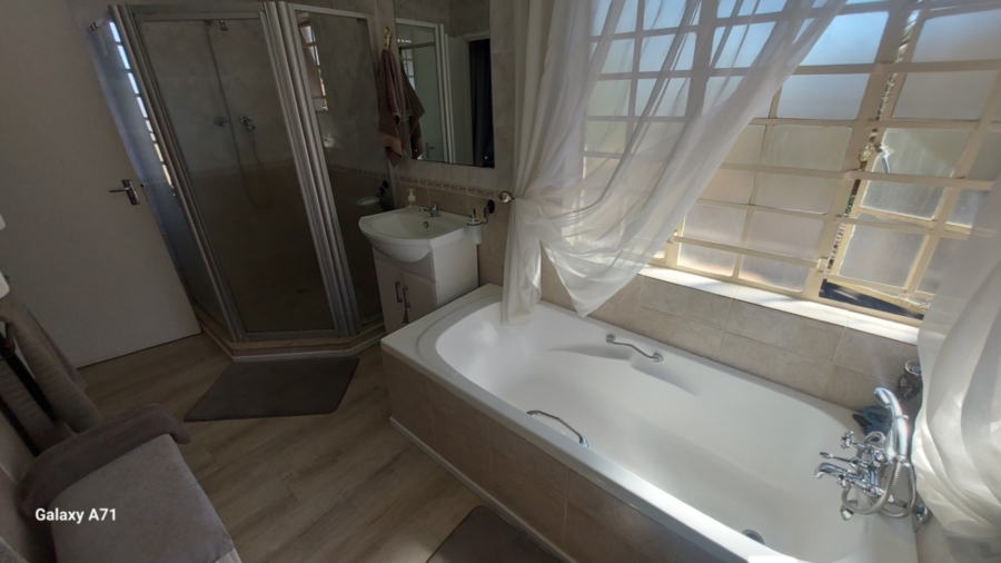 3 Bedroom Property for Sale in Bundu Wildlife Estate Mpumalanga