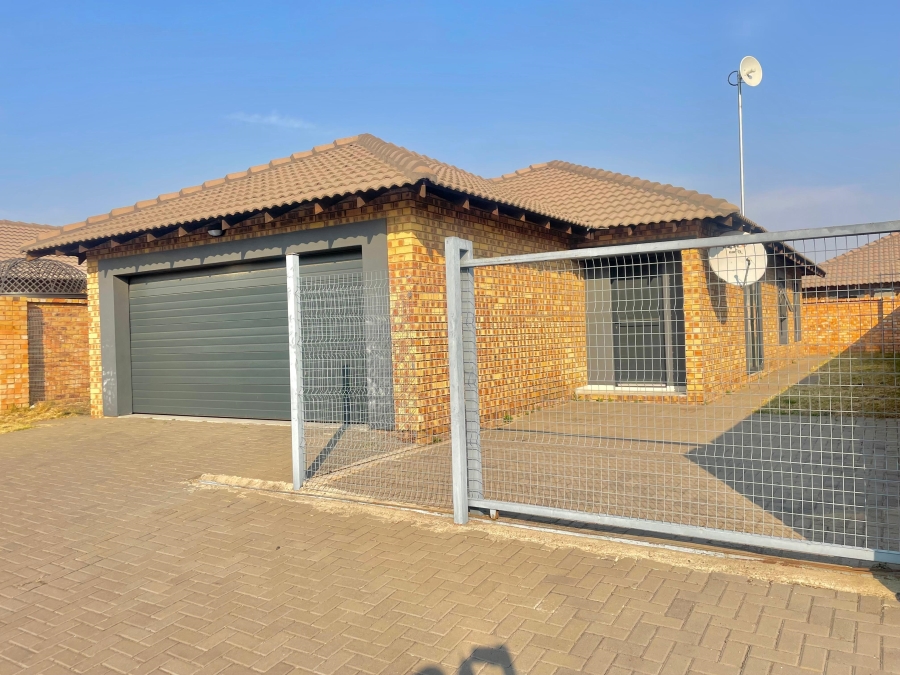 To Let 3 Bedroom Property for Rent in Secunda Mpumalanga