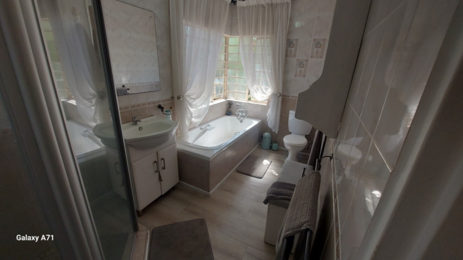 To Let 3 Bedroom Property for Rent in Bundu Wildlife Estate Mpumalanga