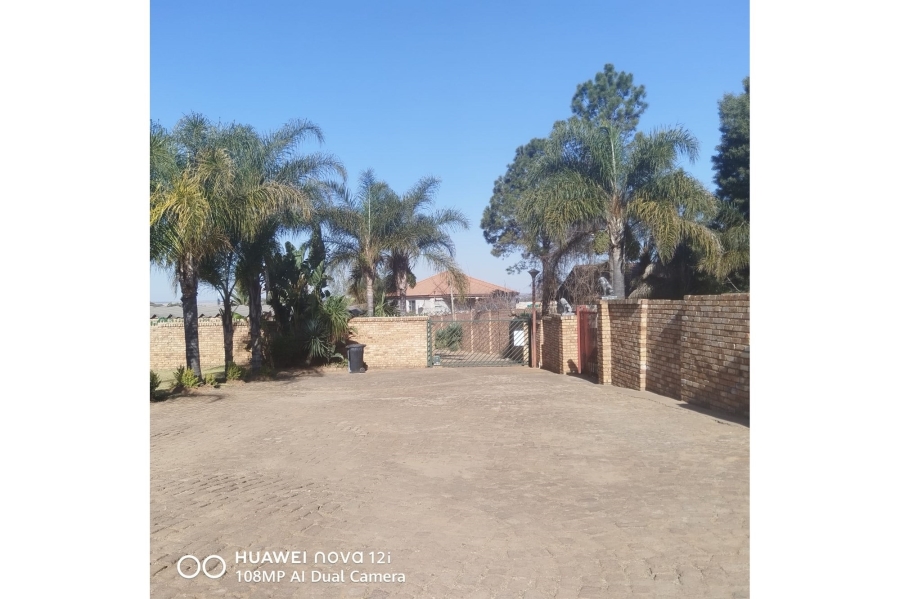 7 Bedroom Property for Sale in Blancheville Mpumalanga