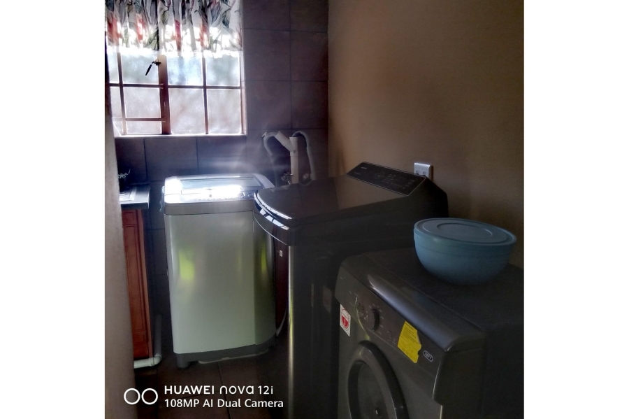 7 Bedroom Property for Sale in Blancheville Mpumalanga