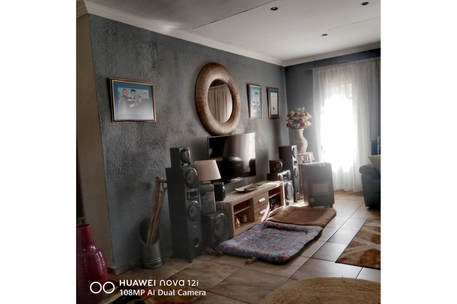 7 Bedroom Property for Sale in Blancheville Mpumalanga