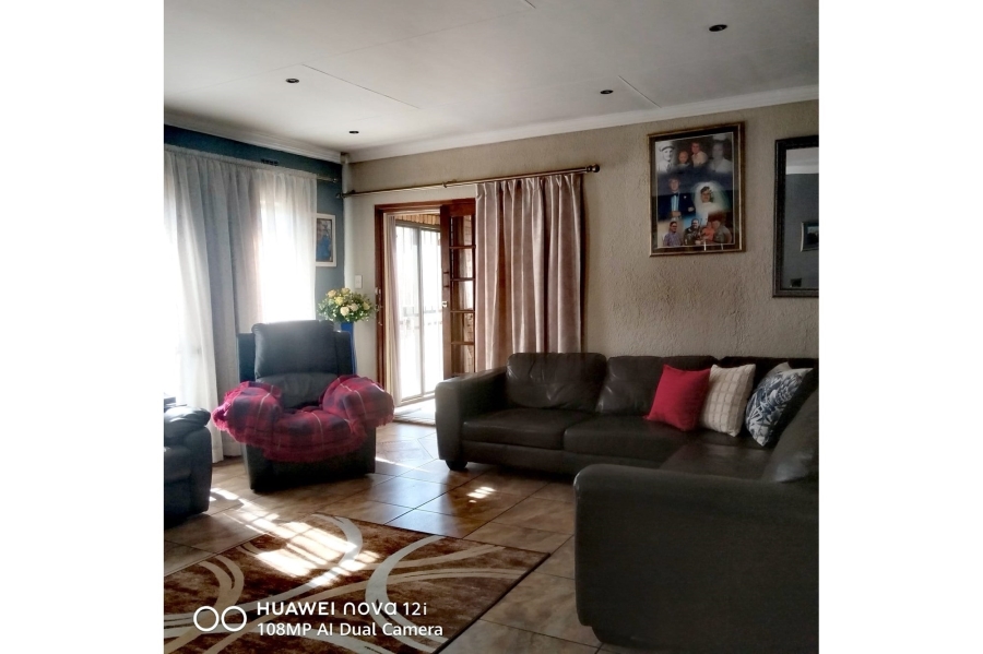 7 Bedroom Property for Sale in Blancheville Mpumalanga