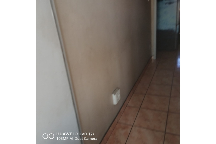 1 Bedroom Property for Sale in Witbank Mpumalanga