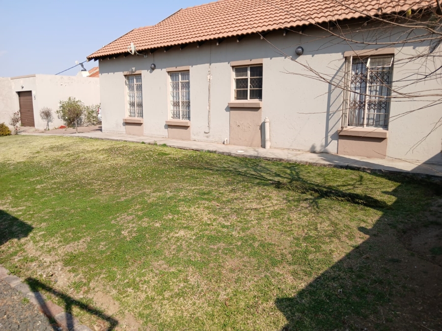 2 Bedroom Property for Sale in George Botha Park Mpumalanga