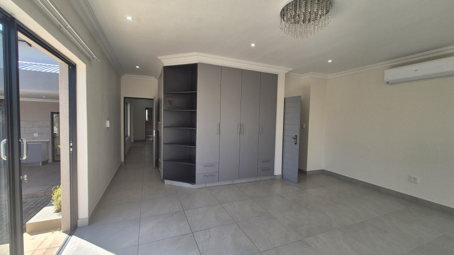 4 Bedroom Property for Sale in The Rest Nature Estate Mpumalanga
