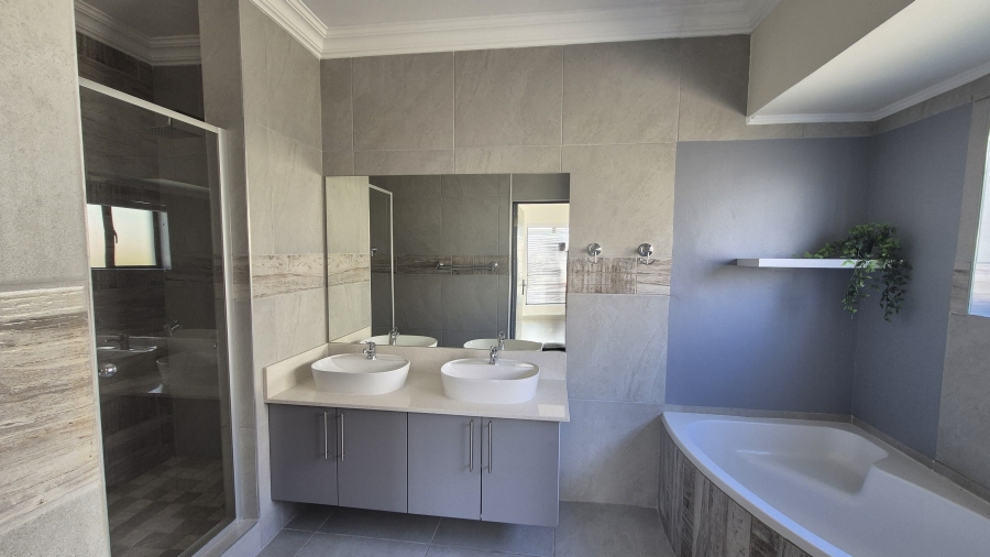 4 Bedroom Property for Sale in The Rest Nature Estate Mpumalanga