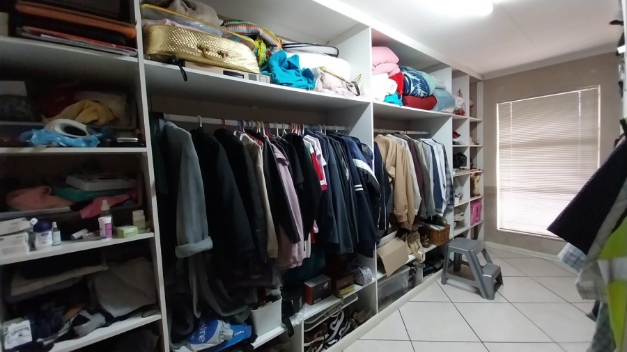 4 Bedroom Property for Sale in Trichardt Mpumalanga
