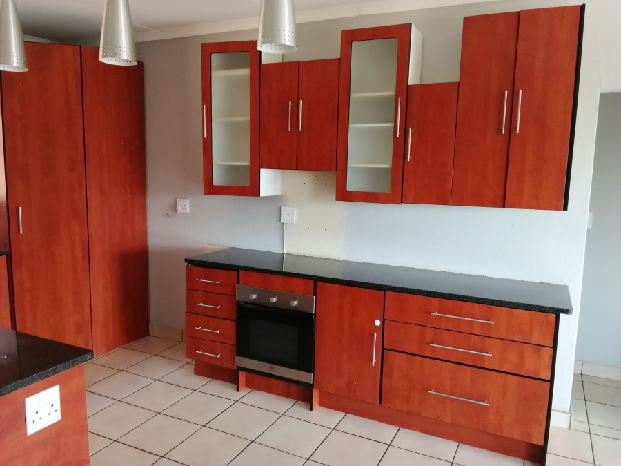 2 Bedroom Property for Sale in Stonehenge Mpumalanga