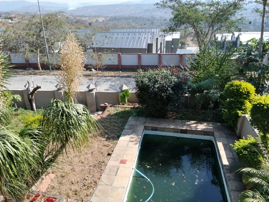 2 Bedroom Property for Sale in Stonehenge Mpumalanga