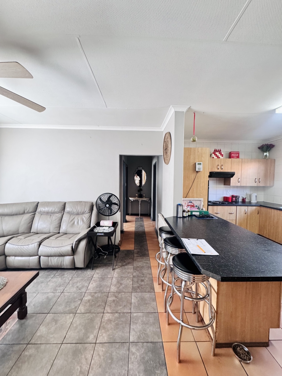 2 Bedroom Property for Sale in Reyno Ridge Mpumalanga