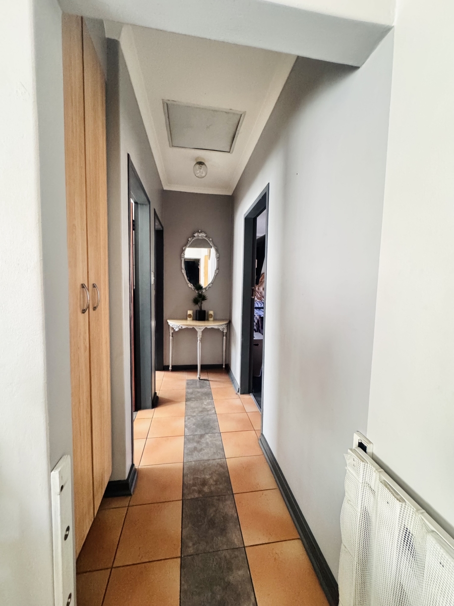 2 Bedroom Property for Sale in Reyno Ridge Mpumalanga
