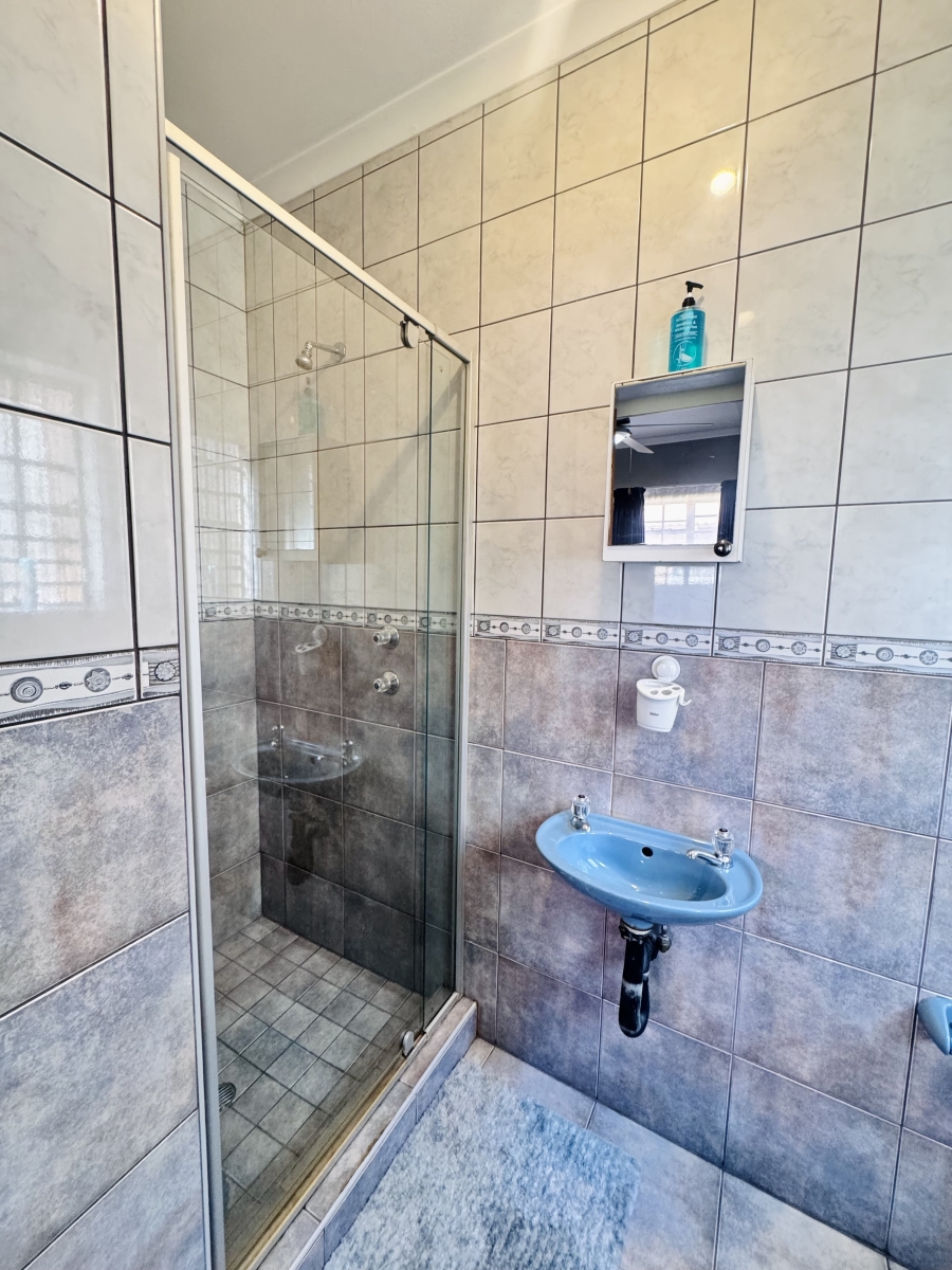 2 Bedroom Property for Sale in Reyno Ridge Mpumalanga