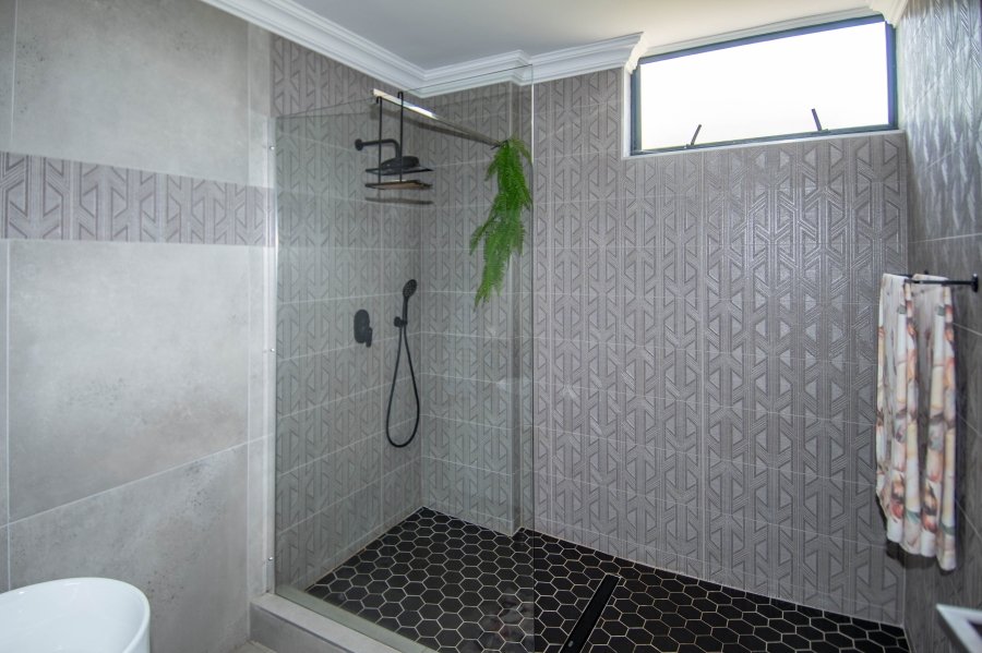 To Let 4 Bedroom Property for Rent in The Rest Nature Estate Mpumalanga