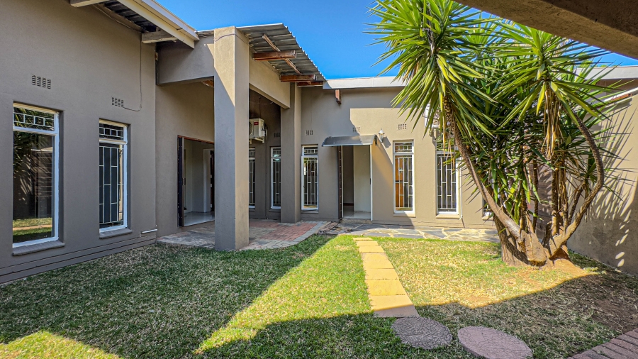 4 Bedroom Property for Sale in West Acres Ext 3 Mpumalanga