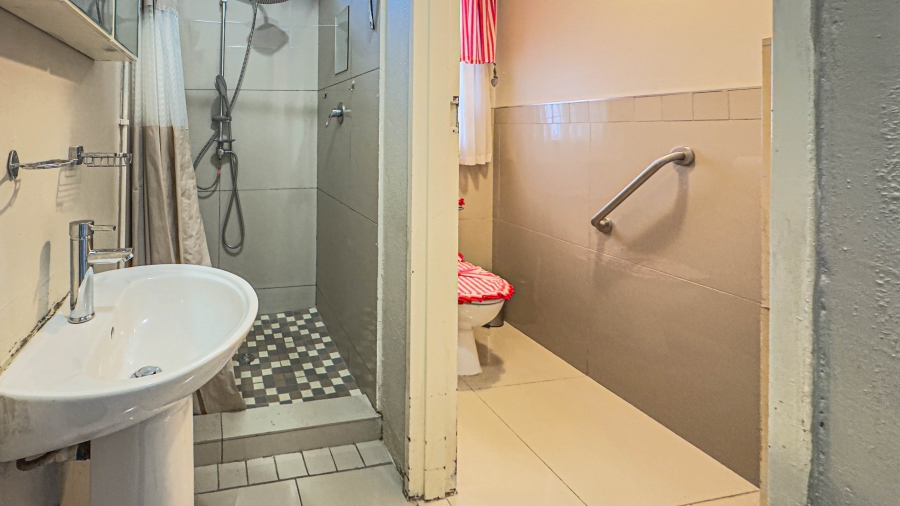 4 Bedroom Property for Sale in West Acres Ext 3 Mpumalanga