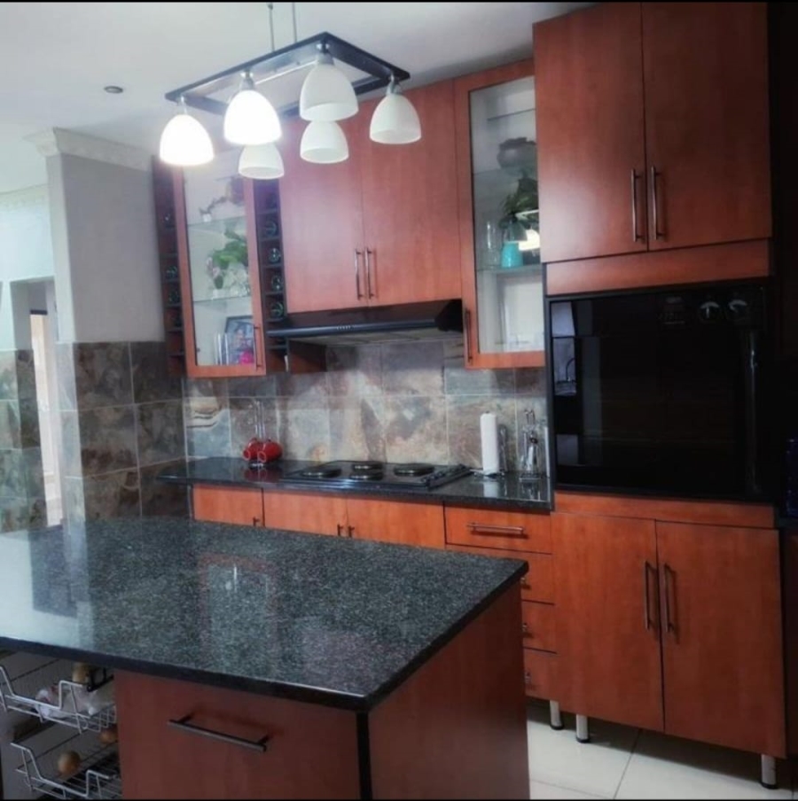 4 Bedroom Property for Sale in Stonehenge Mpumalanga