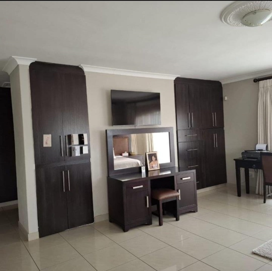 4 Bedroom Property for Sale in Stonehenge Mpumalanga