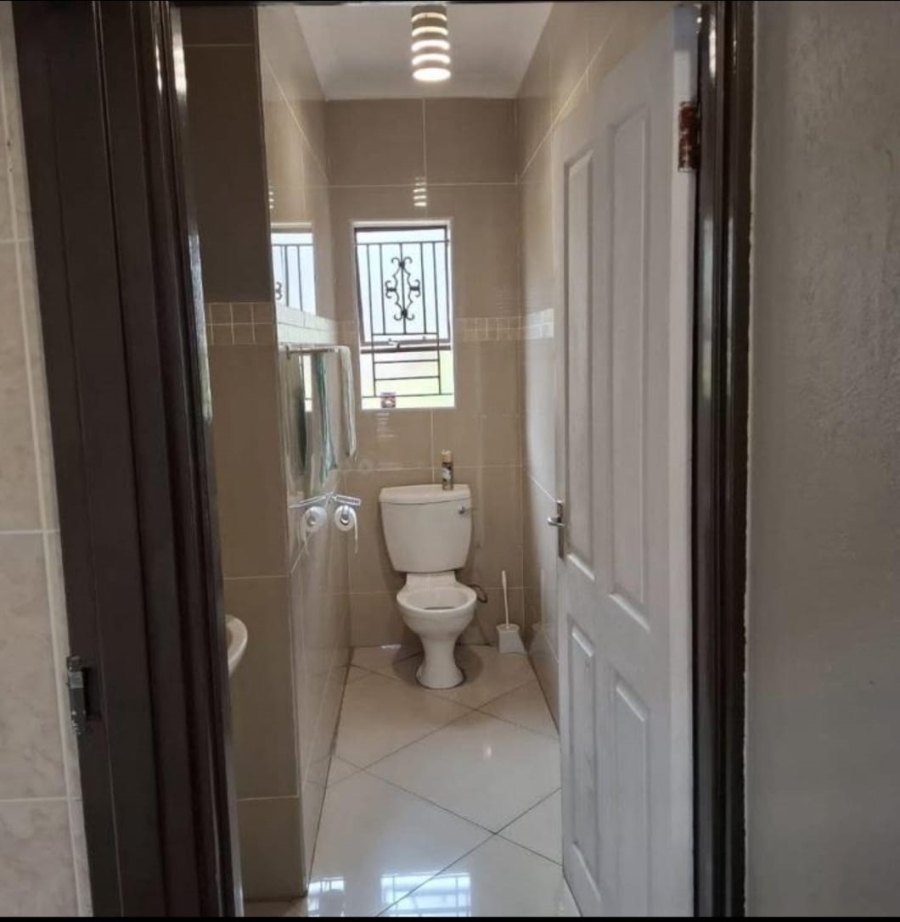 4 Bedroom Property for Sale in Stonehenge Mpumalanga
