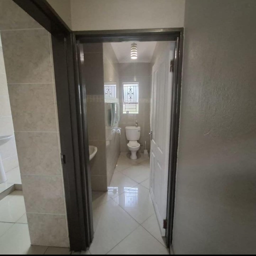 4 Bedroom Property for Sale in Stonehenge Mpumalanga